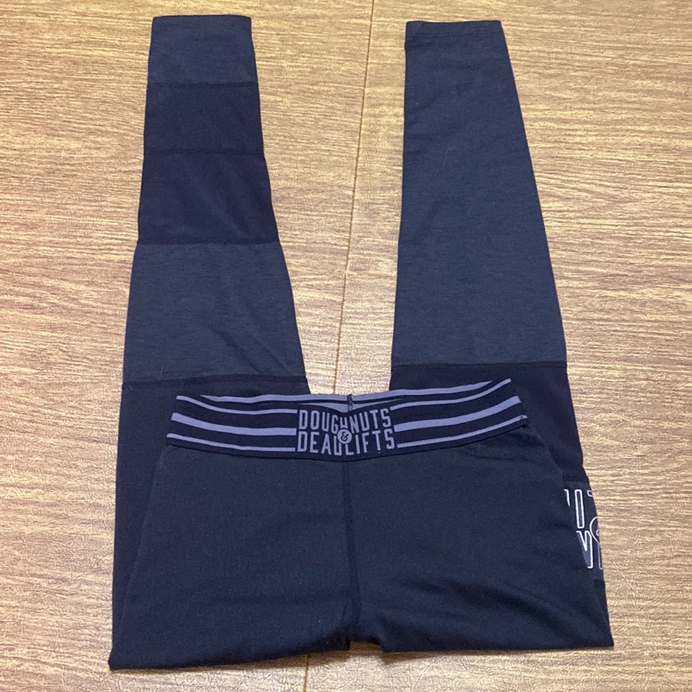 Doughnuts & Deadlifts Black and Gray Leggings Size Small